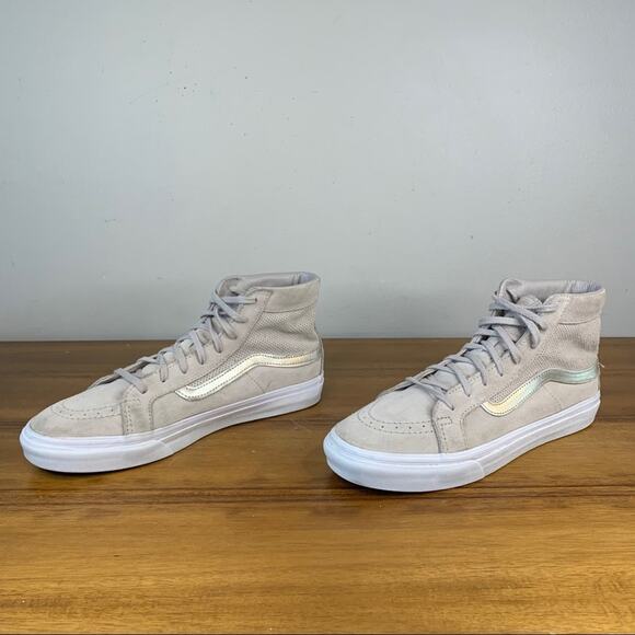 Vans Sk8-Hi Perforated Suede Unisex Sneaker - Picture 3 of 9